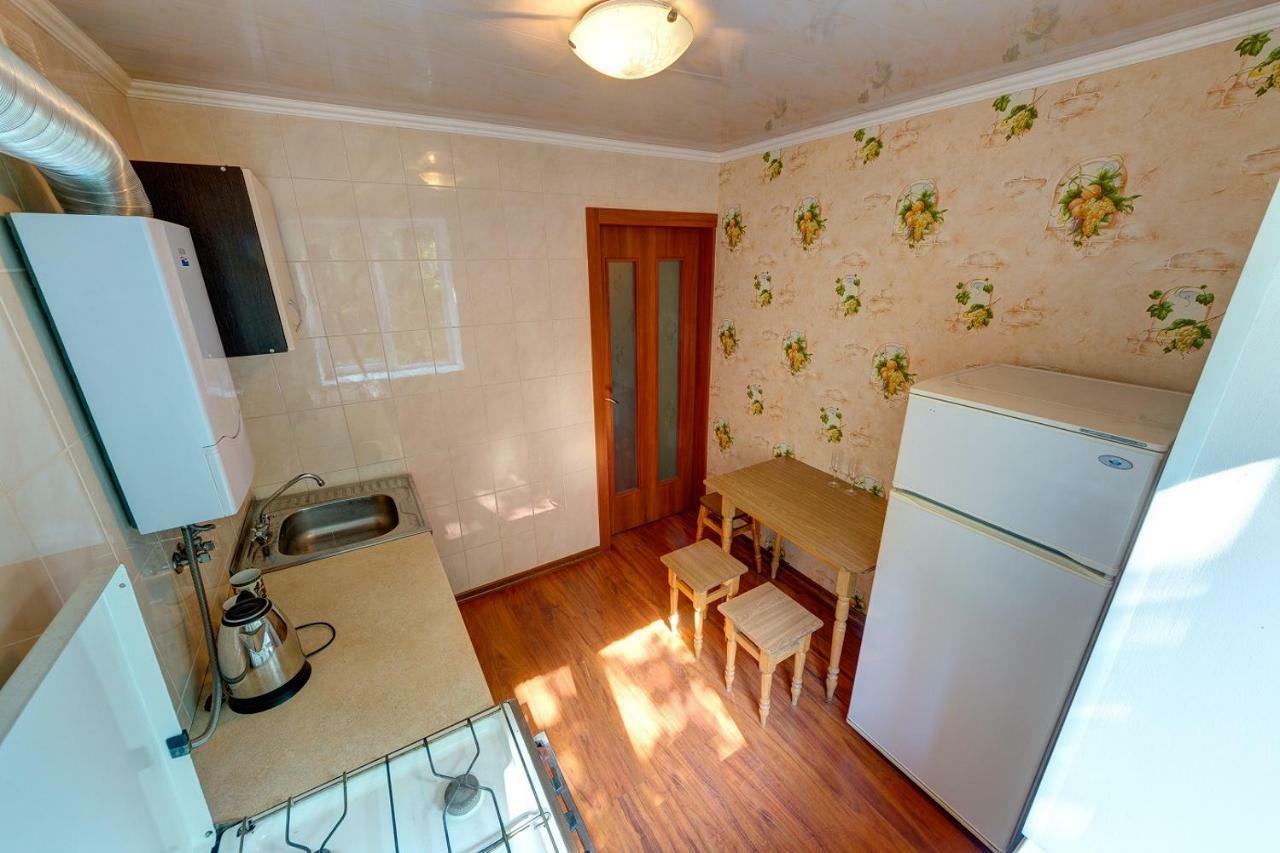 Apartments On The Street Evgeniya Konovalets, 29A Kyiv Exterior photo